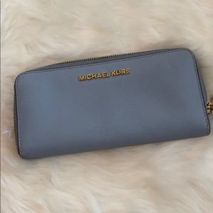 Michael Kors wallet - periwinkle